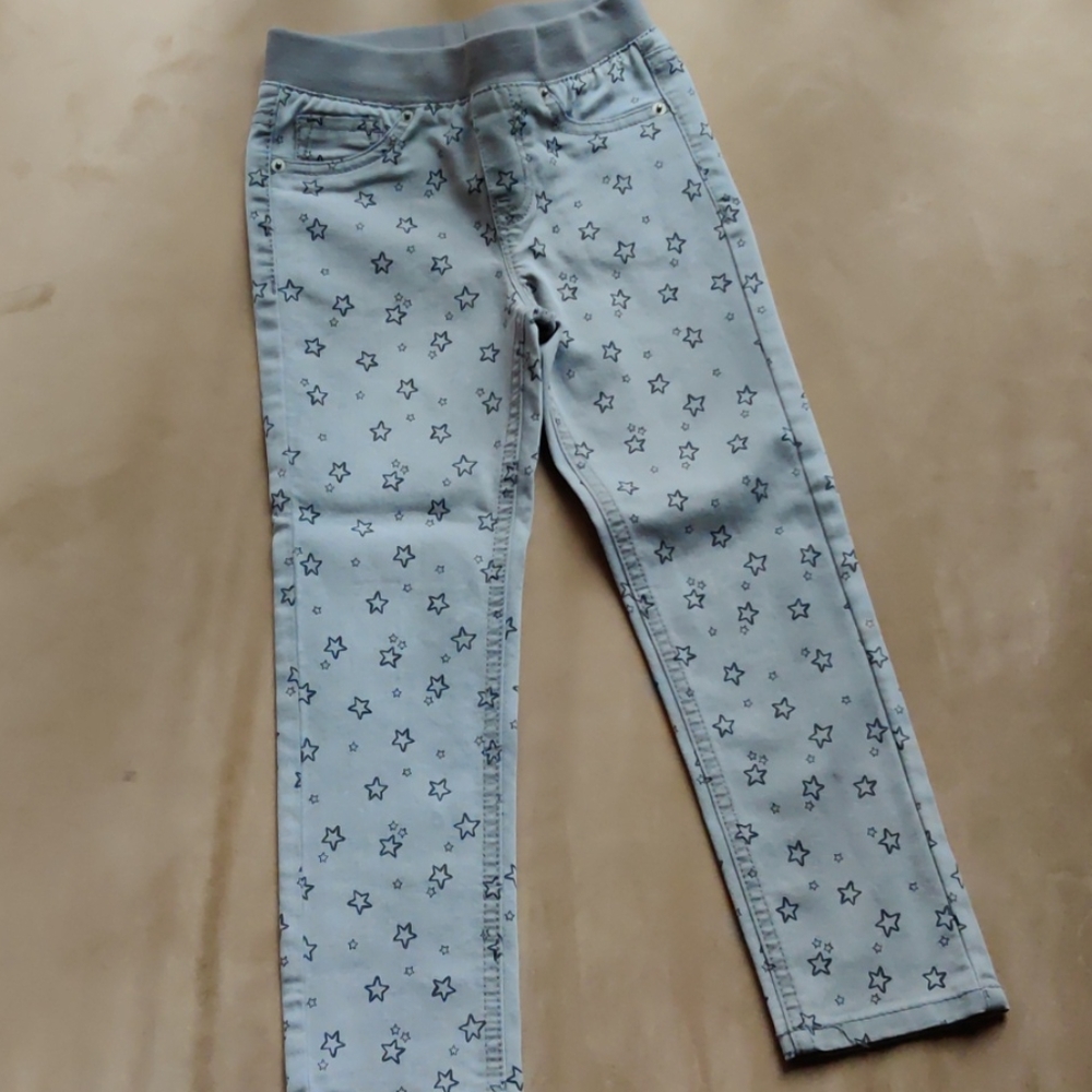 Girls clothes